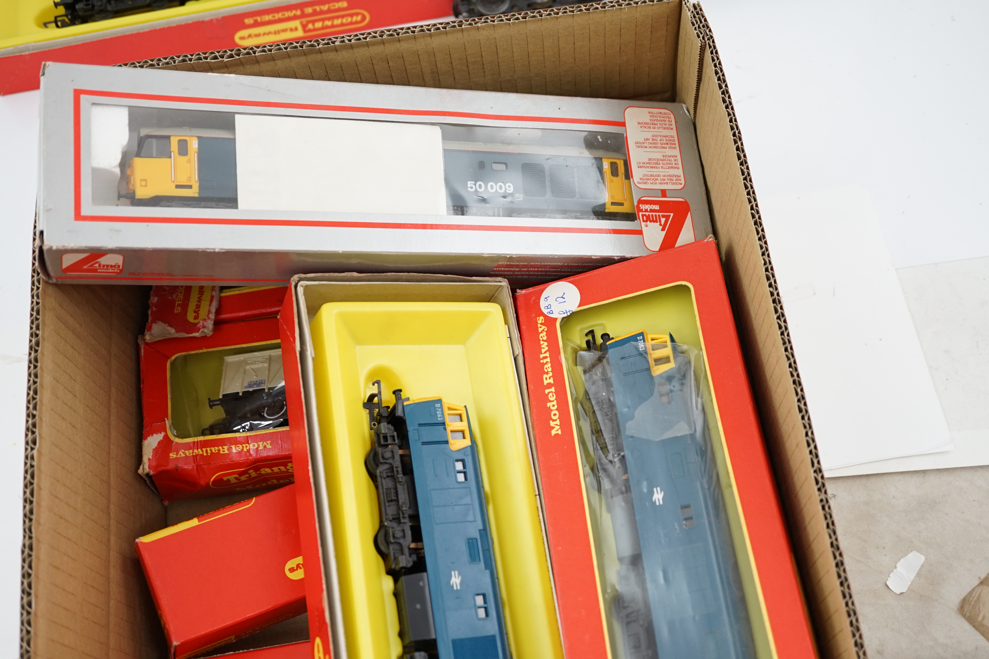 Twenty-three 00 gauge model railway items by Hornby Railways, Lima, etc. including eleven locomotives; a BR Class 50 diesel locomotive, three Hymek diesel locomotives, etc. together with freight wagons, etc. many items b